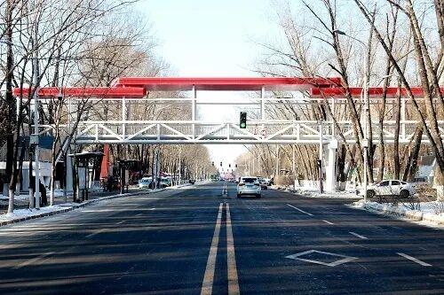 光复路人行天桥本周内投用

光复路（职教集团）人行天桥将在本周内投入使用。1日，