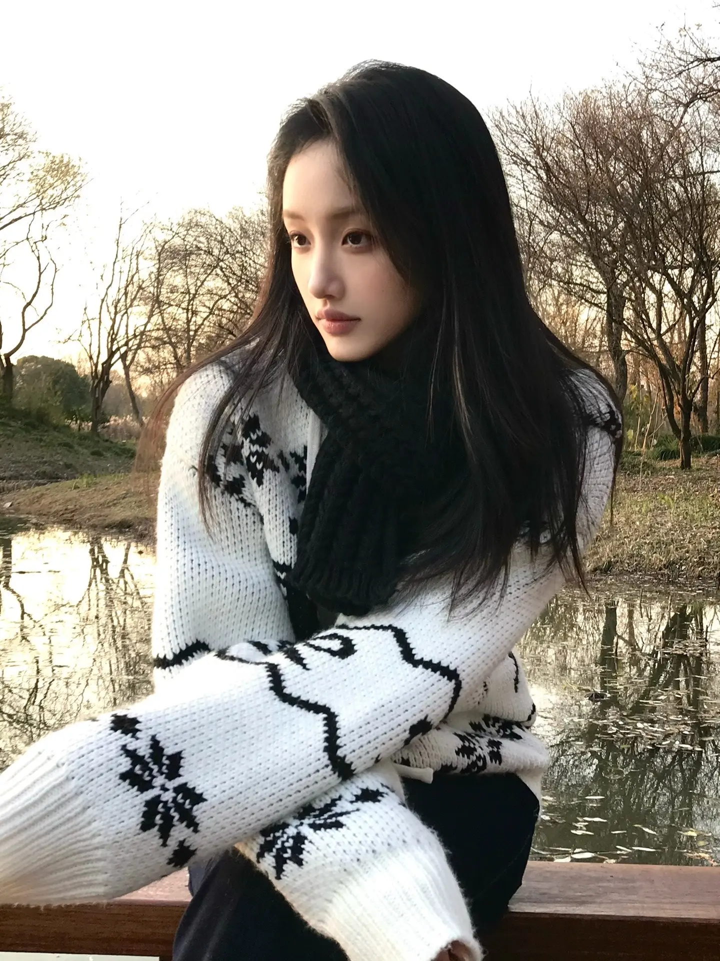 天真以为是他的独特品味。