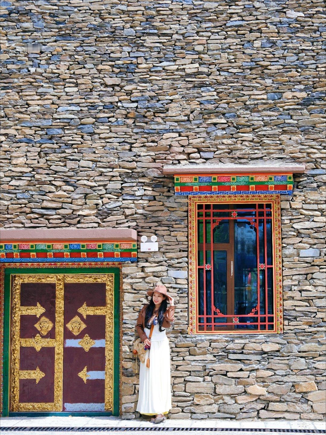 林芝3天2晚巴松措秘境攻略:赴一场雪山桃花之约 谁能拒绝春天的林芝！不用滤镜的雪