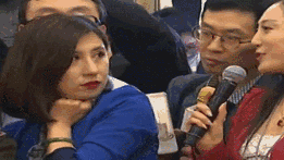 都2026了怎么还有北影节观众和主创互动的时候展示你的外语水平呢？ 你的生活是没