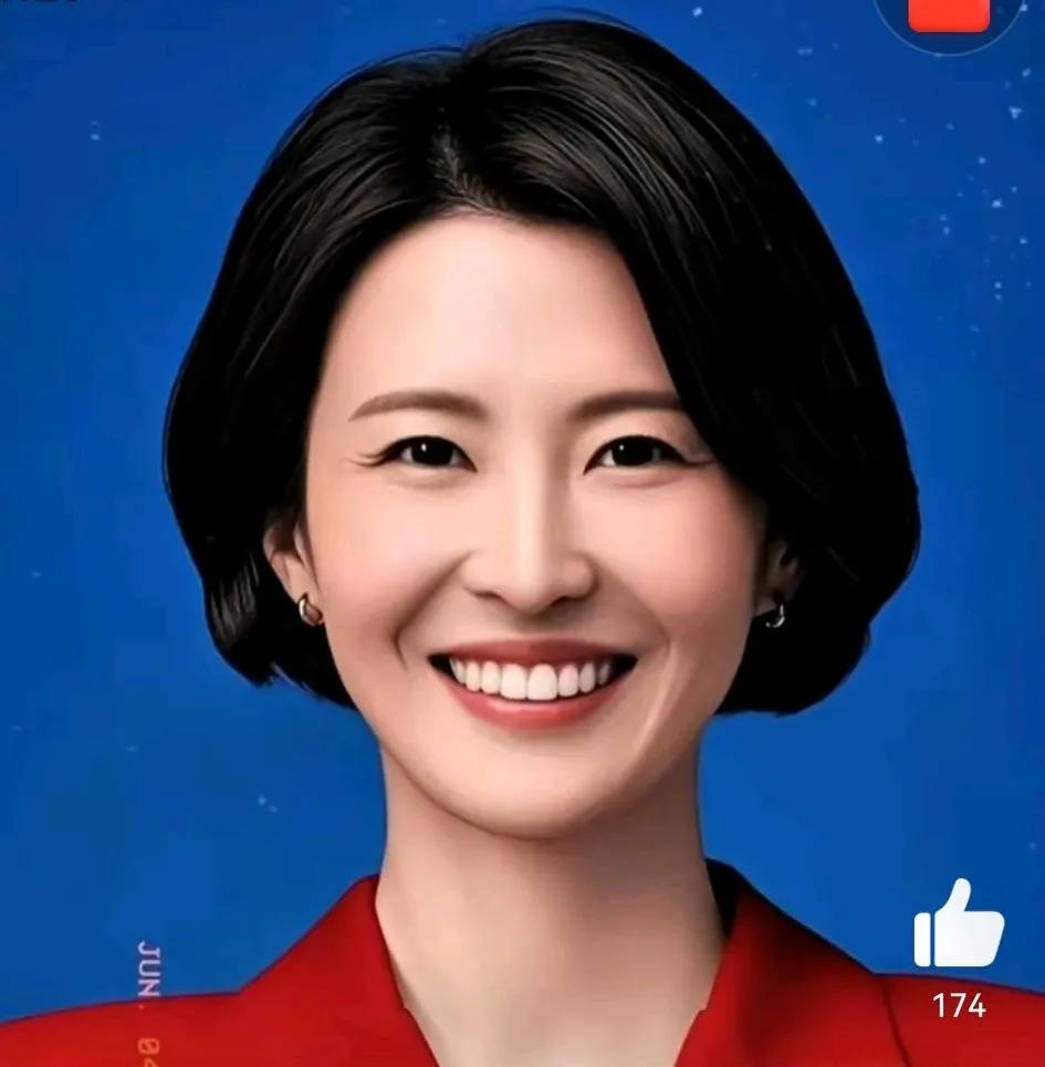 李在明当选！
最应该感谢的人，不是他的妻子金惠景，也不是他的老丈人韩基浩，而是他