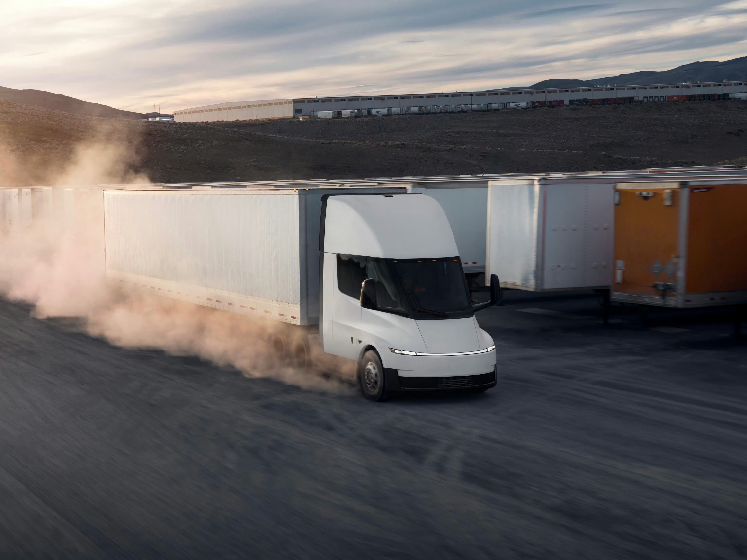 国内最像Semi的竟然是三一上周的2026百人会高层论坛最出圈是三一电动重卡--