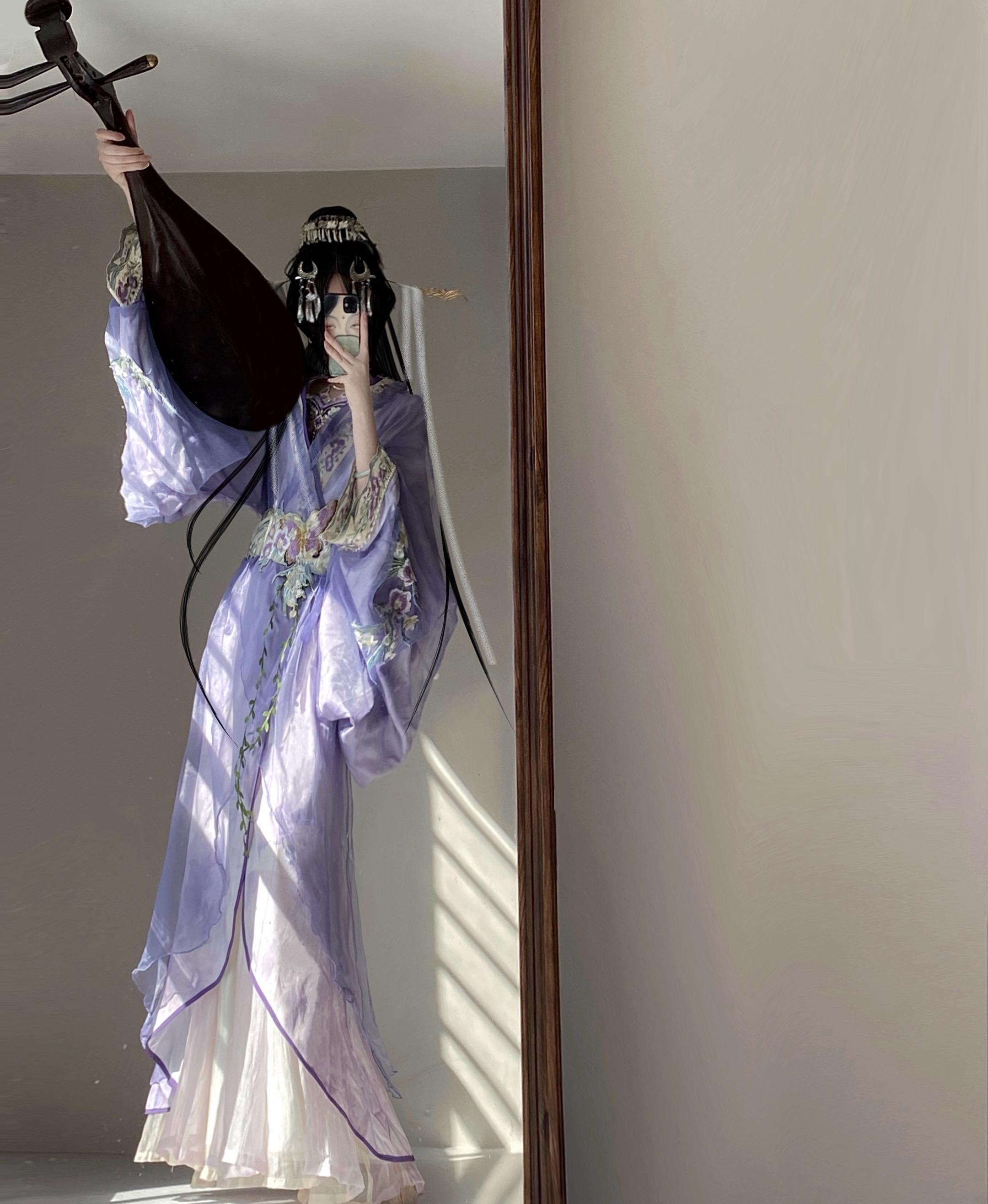 “任武林谁领风骚我却只为你折腰”