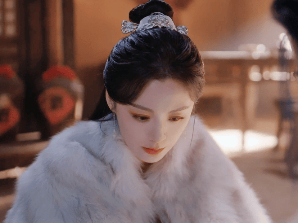 #毛林林这场哭戏的张力#天啊！毛林林真的好美好会演！！从无法救人的无奈和看似冷漠