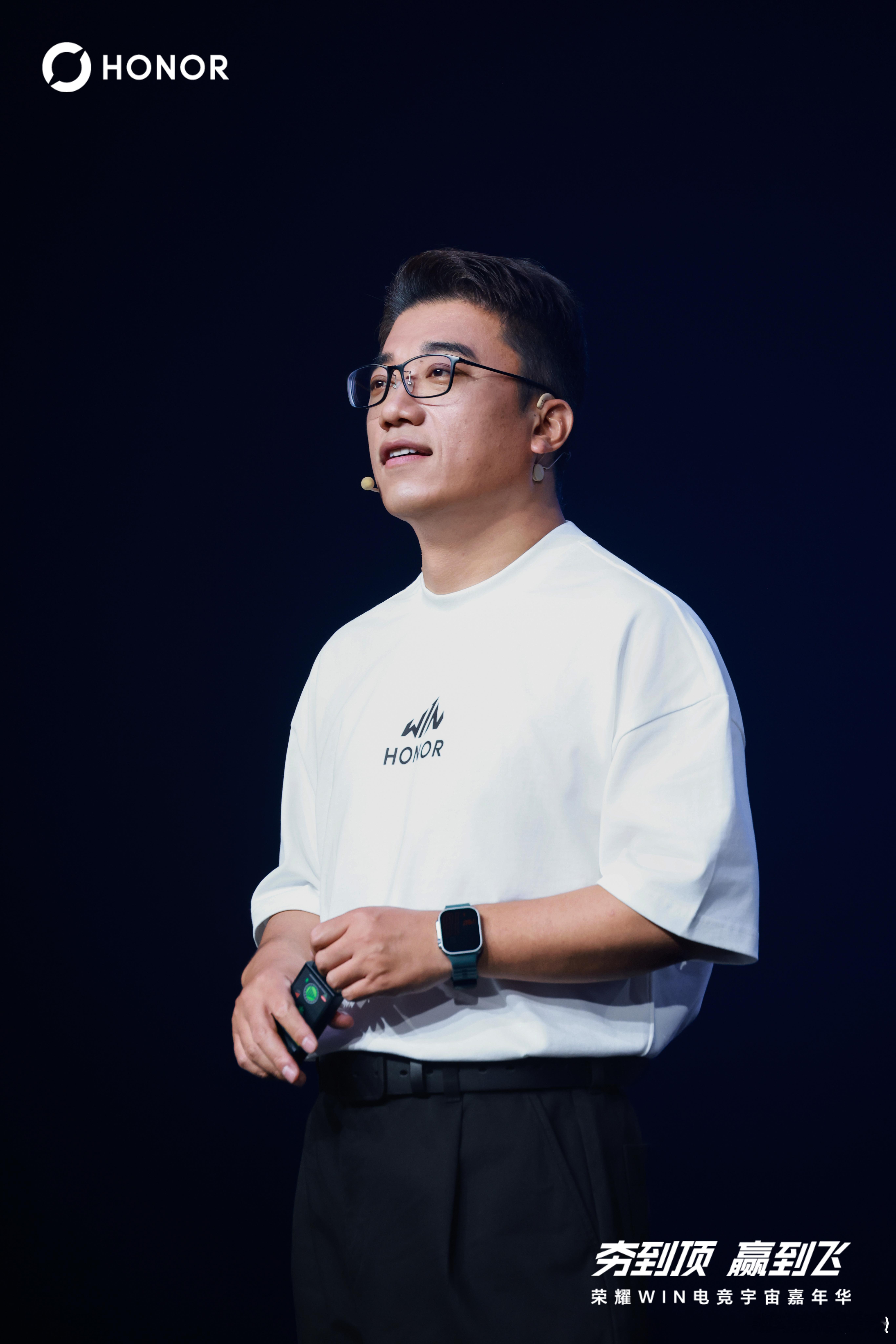 林林手上带的荣耀手表Fit 6 小方表！3000nits高亮大屏档位最高，户外也