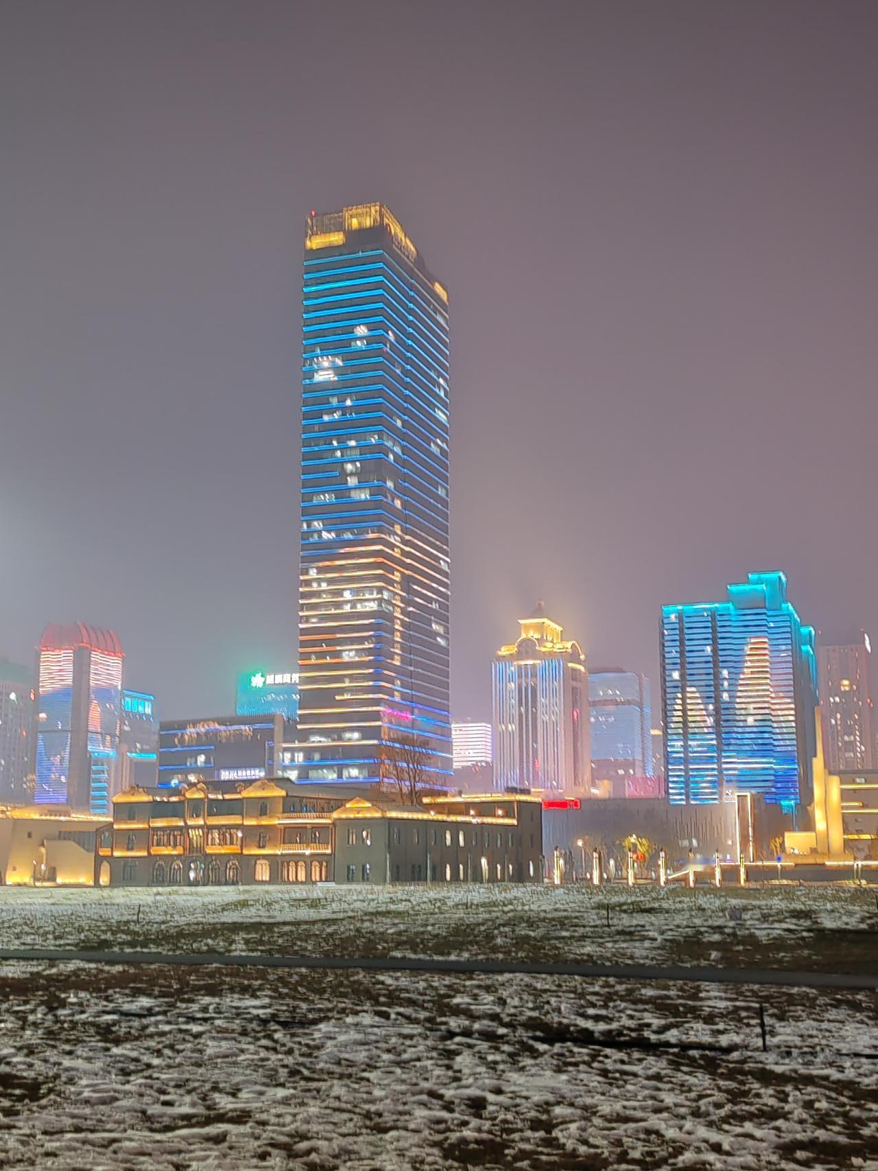 看来你还年轻气盛，这点事儿还一直搁在心里。你的退休金花不完，平日里还总是补贴孩子