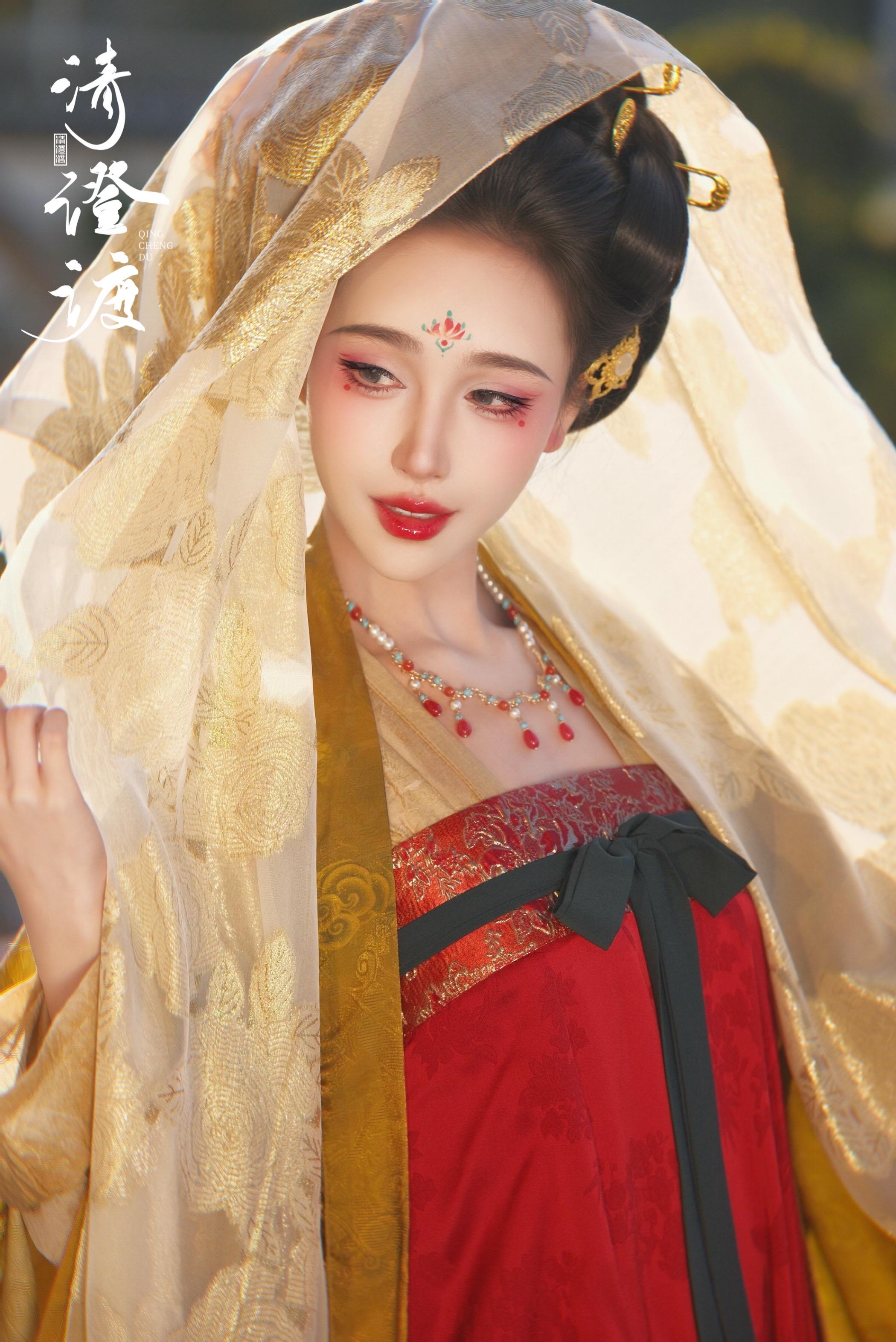 金灿灿的，喜爱～