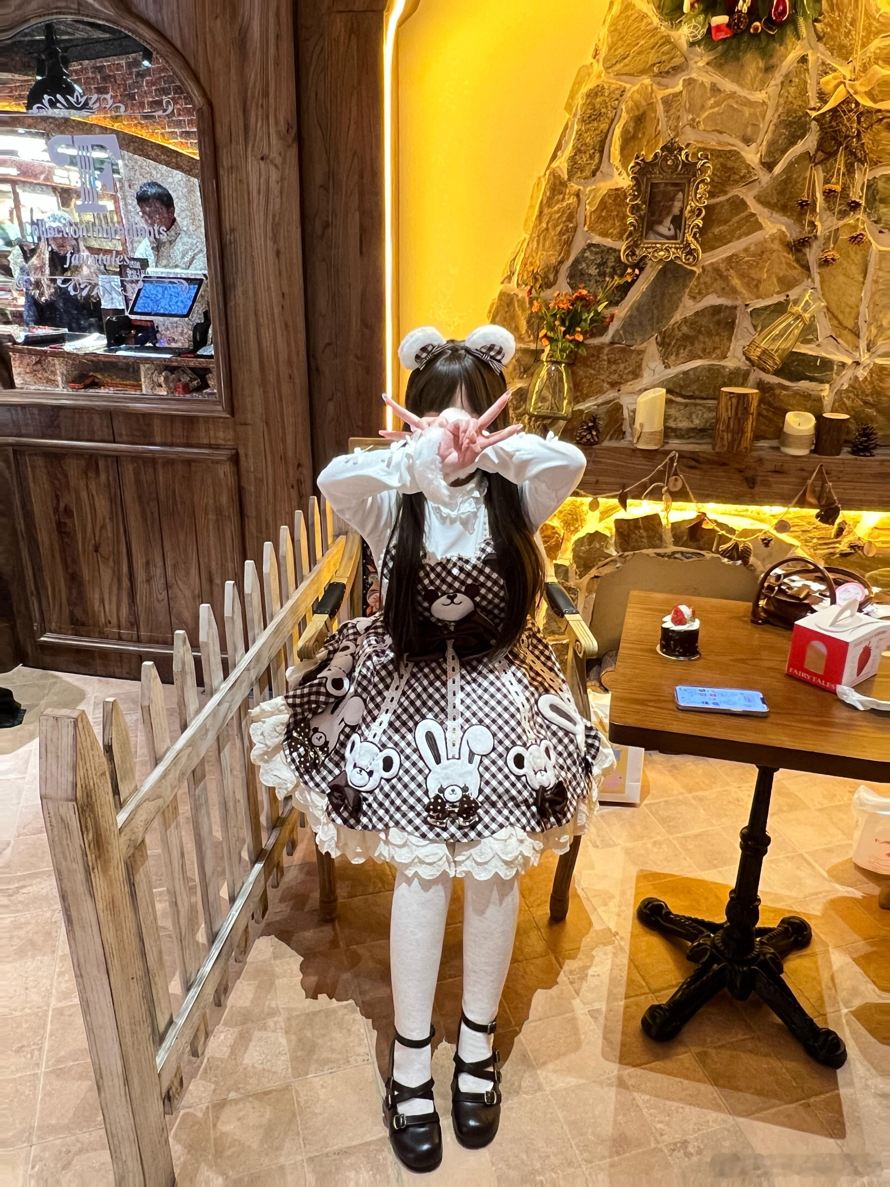 唉能永远幸福就好啦 