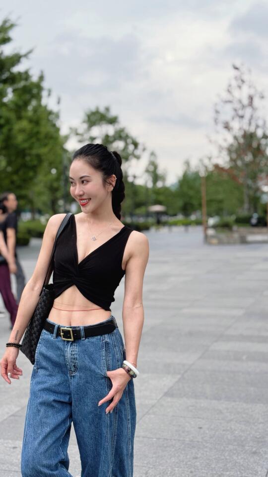 37岁，59cm的腰