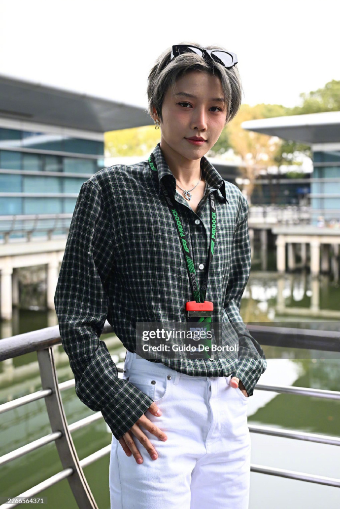 刘雨昕f1活动生图刘雨昕f1活动G社生图 好权威！ 