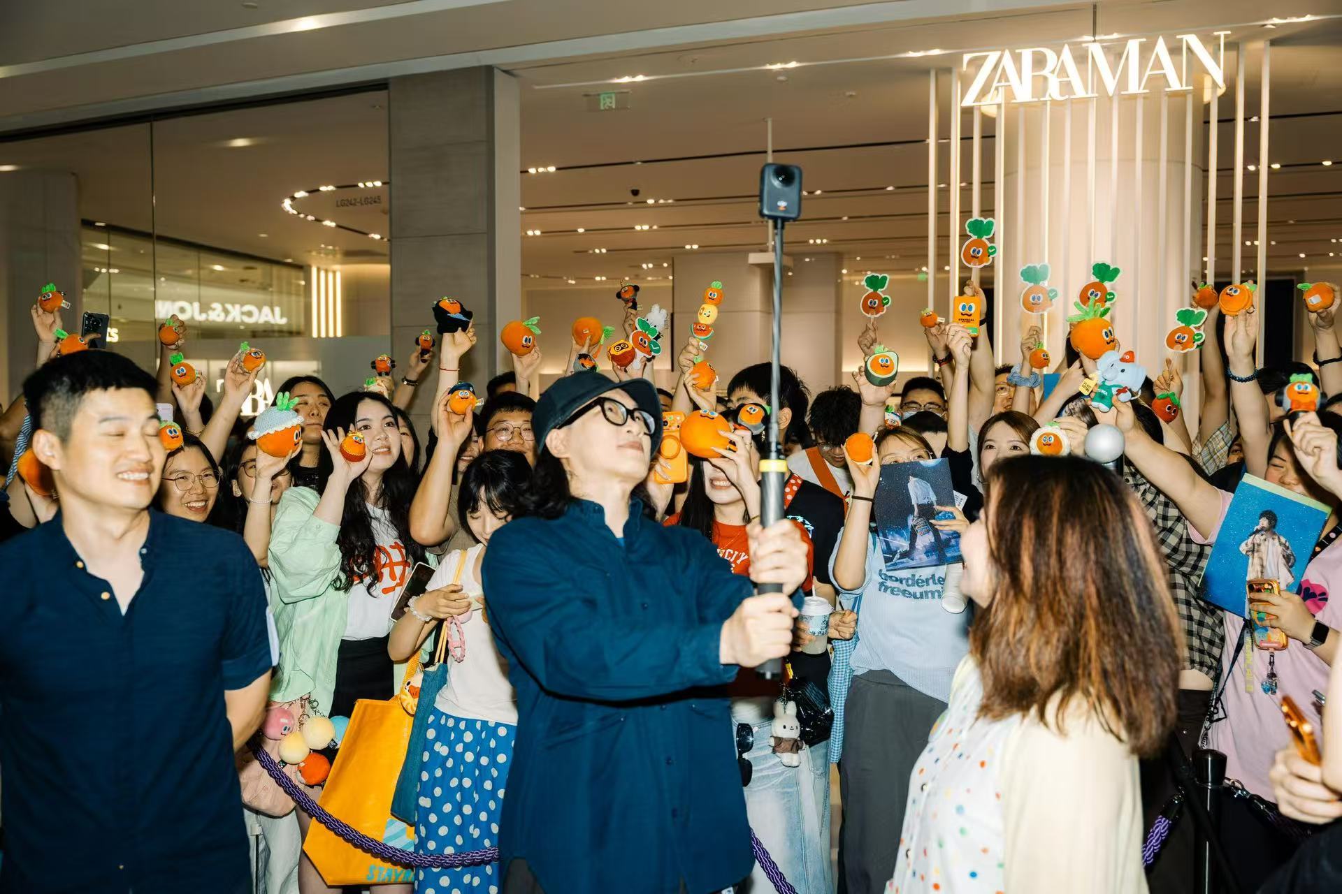 和卜卜艺启绽放星城长沙【长沙公共艺术计划盛放全开】5月23日，湖南长沙。11米高