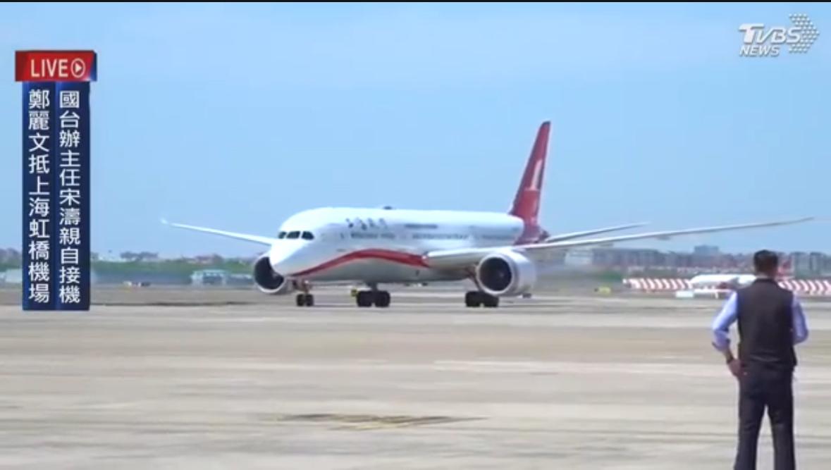 郑丽文真的太聪明了！勇访大陆，一箭双雕！

当你知道了她为什么要来大陆的时候，你