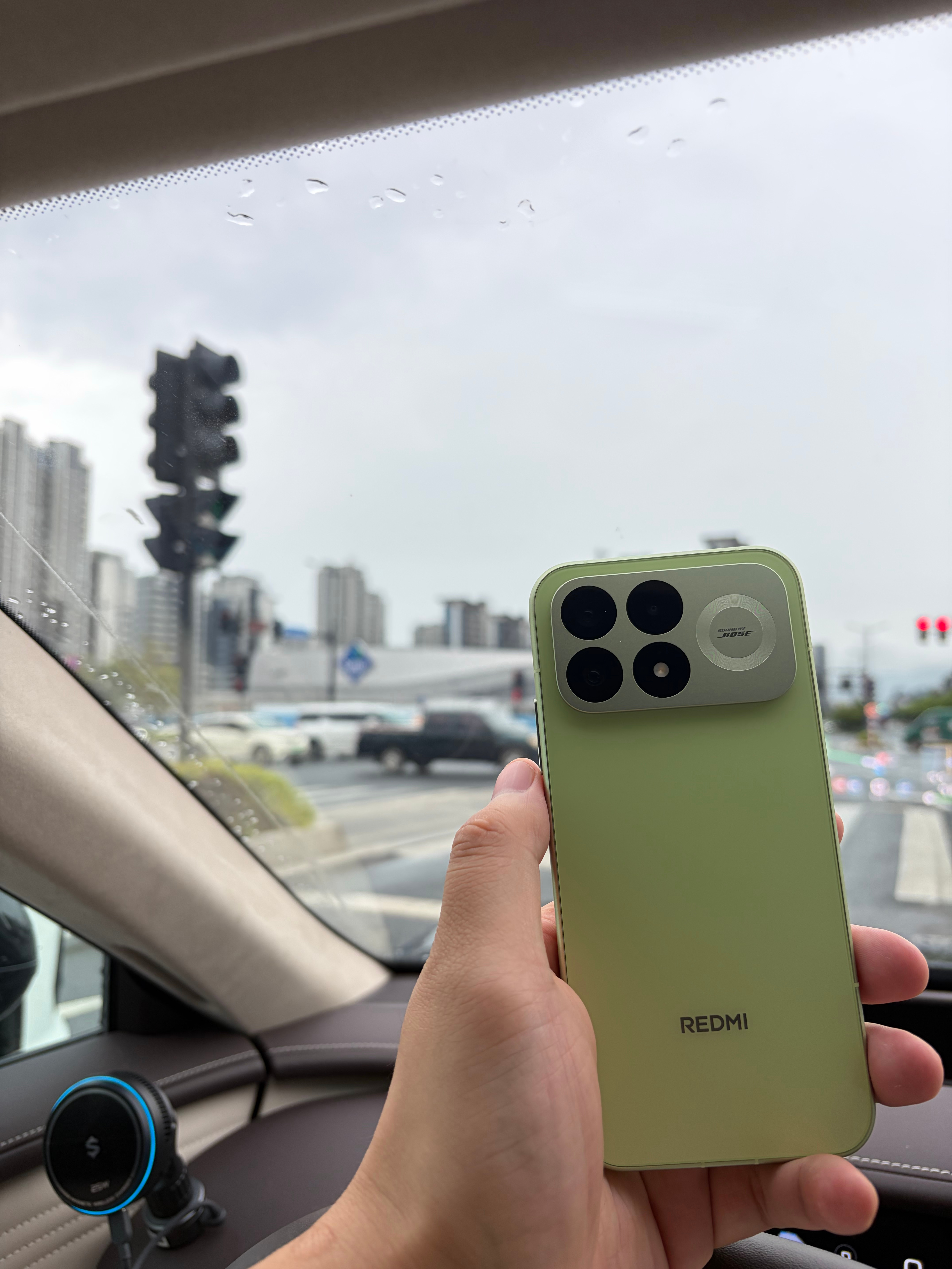 红米这个 k100pro 的流萤追光是真好看啊 