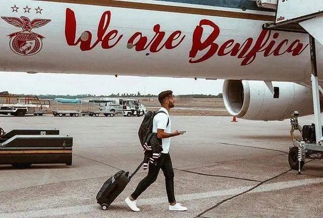 穆里尼奥无奈接受，冬窗第二援，33岁的拉法席尔瓦，已经订好了伊斯坦布尔直达里斯本