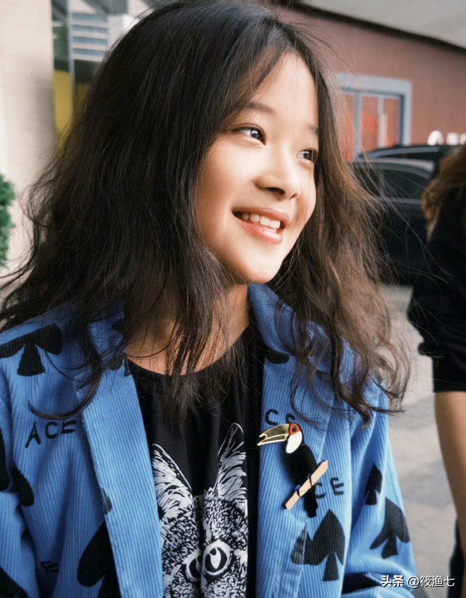 被导演追着要人，不准亲妈探班，亲爸亲抗摄像机试镜，最强实力星二代，不走“后门”，