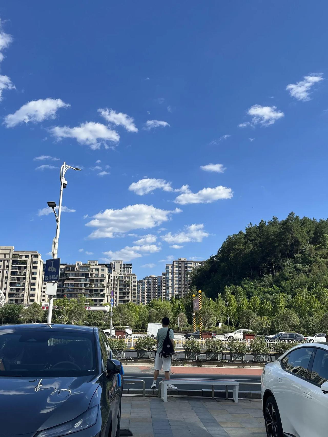 现在年轻人不玩游戏是有罪吗
每次遇到朋友要一起玩游戏 知道我不玩 几乎所有人都要