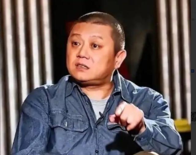 突然发现解放台湾省的建议，王朔的思路太妙了！他曾说，收复台湾不需要打仗，先宣布台