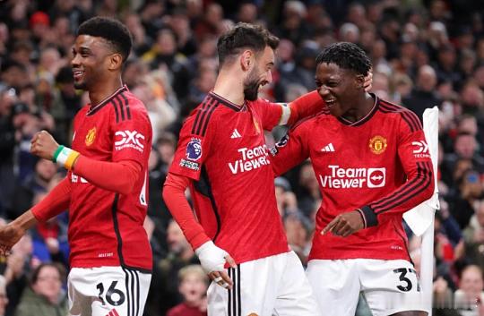 008   英超   曼联vs埃弗顿         方向：主胜  比分2-0 