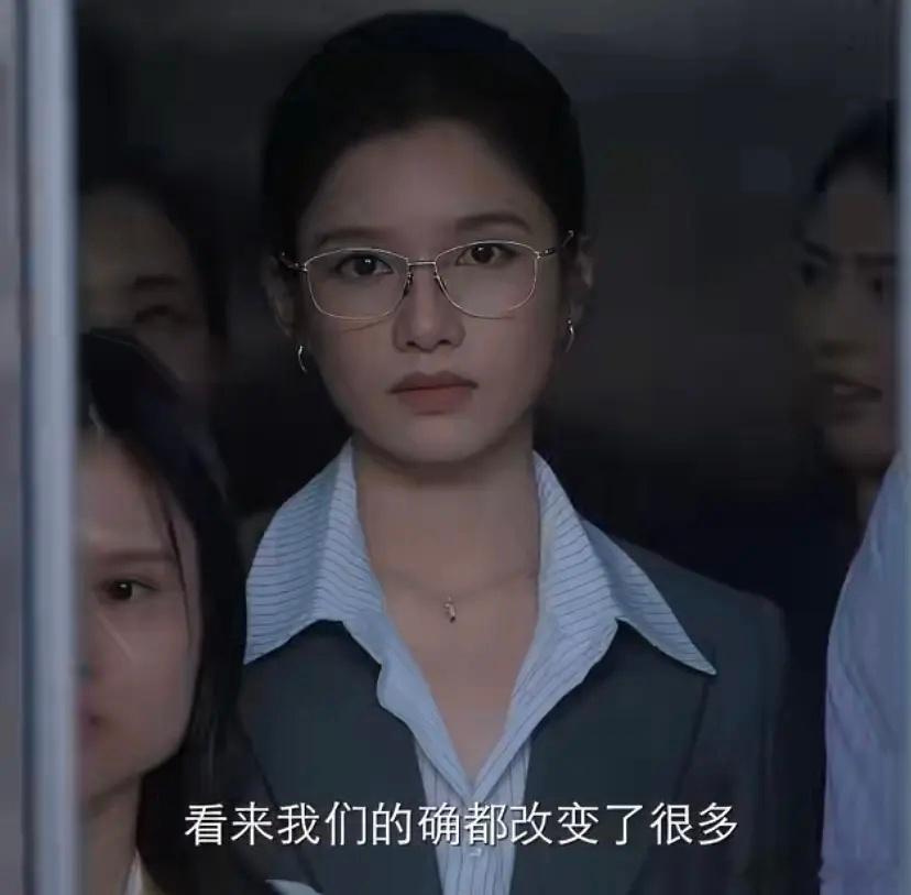 网友锐评《野狗骨头》：东南亚爱情故事