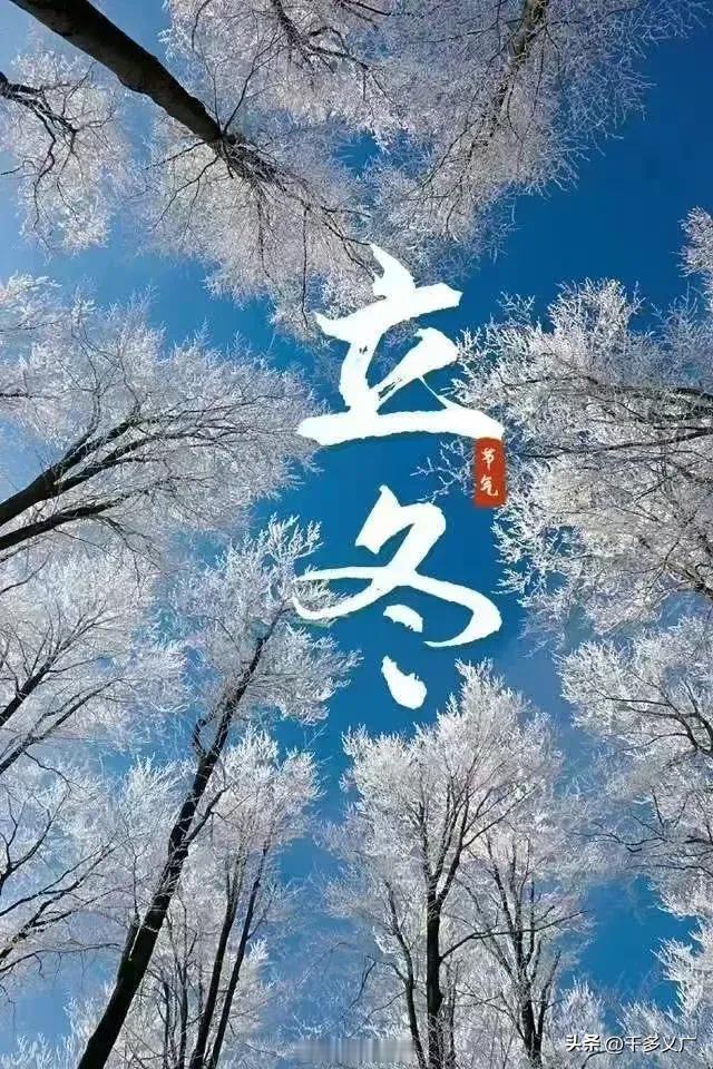 #上联：琴棋书画门门晓，如何对下联#琴棋书画门门晓
吹拉弹唱样样通