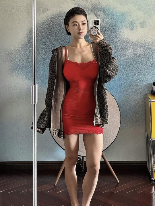 红红的红红的❤️