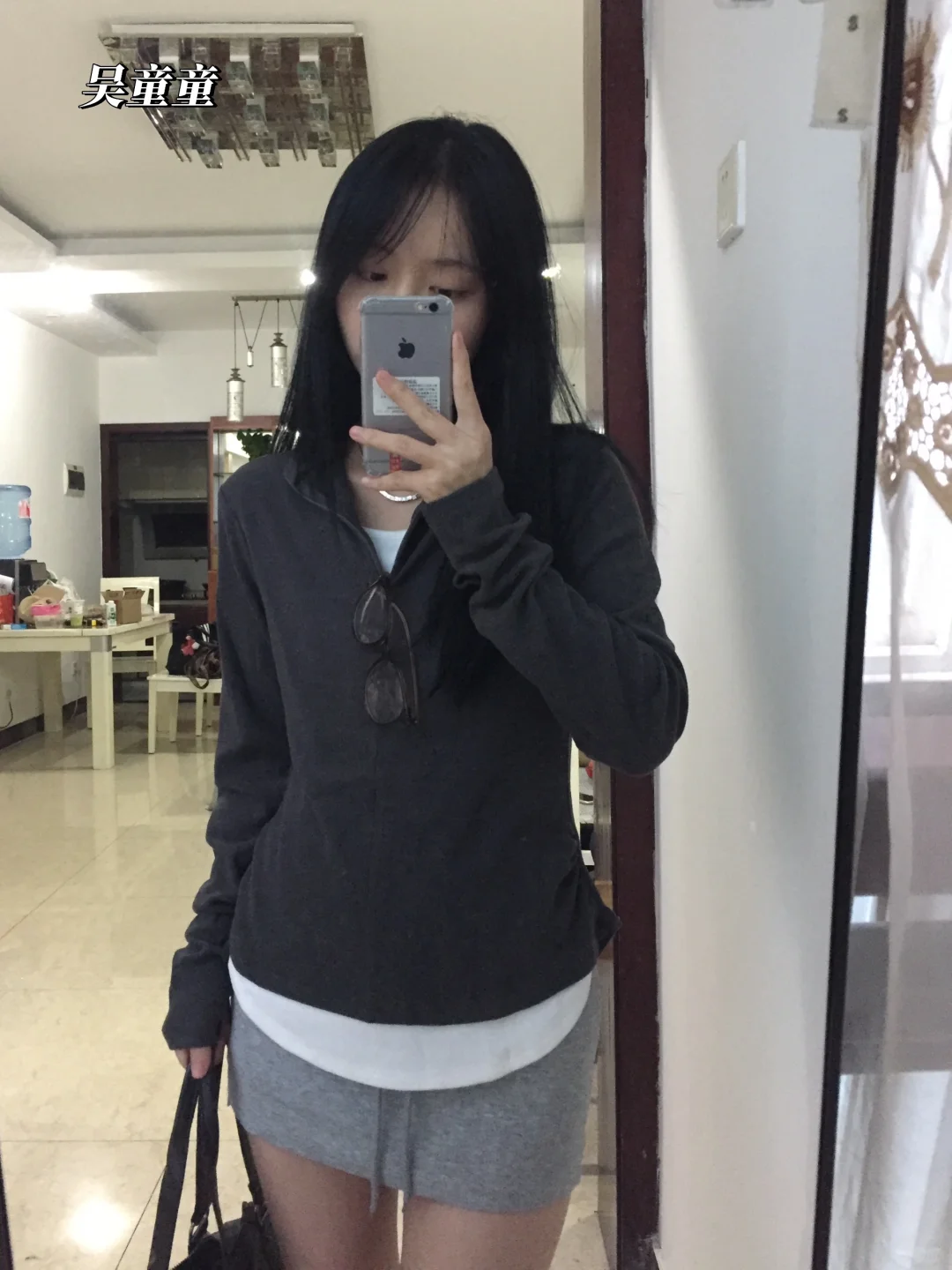 很显瘦的假两件上衣