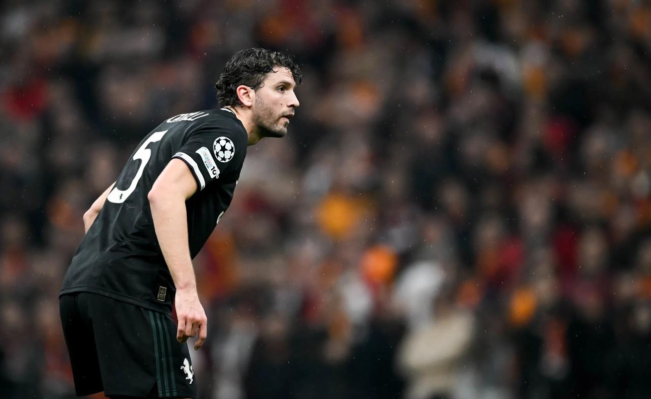 尤文图斯惨败加拉塔萨雷，洛卡特利赛后采访：

“今天我们犯了很多不该犯的错误，甚