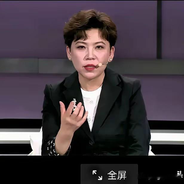 邓亚萍说:中国男乒就到王楚钦这里了！

当然，这不是她的原话，
是我给她总结的。