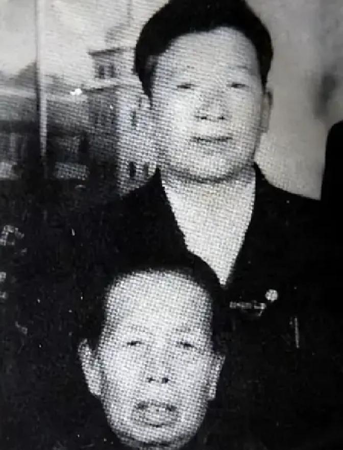 1994年，在被中国收养近50年后，日本遗孤赵连栋在踏上日本国土之后，再也没有给