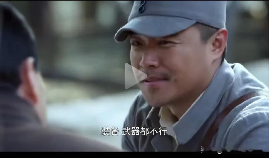 现在的抗日剧压根就不能看，堪称神剧，一点也不为过。有两个镜头，你来看一下，一个部