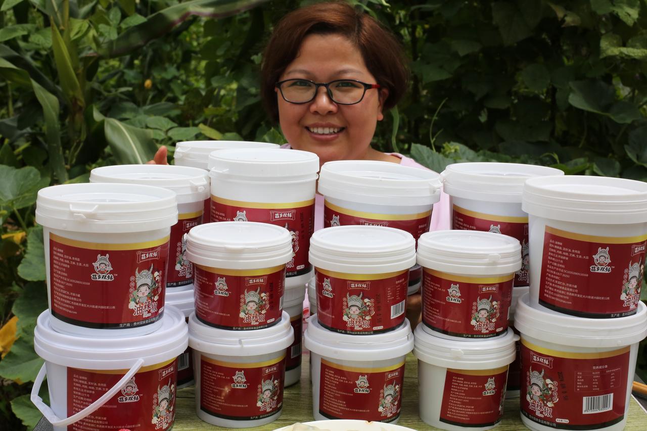 生意真的是越来越难做了！每天都有退回一大堆疫情不到包裹回来，不敢去算究竟亏了多少