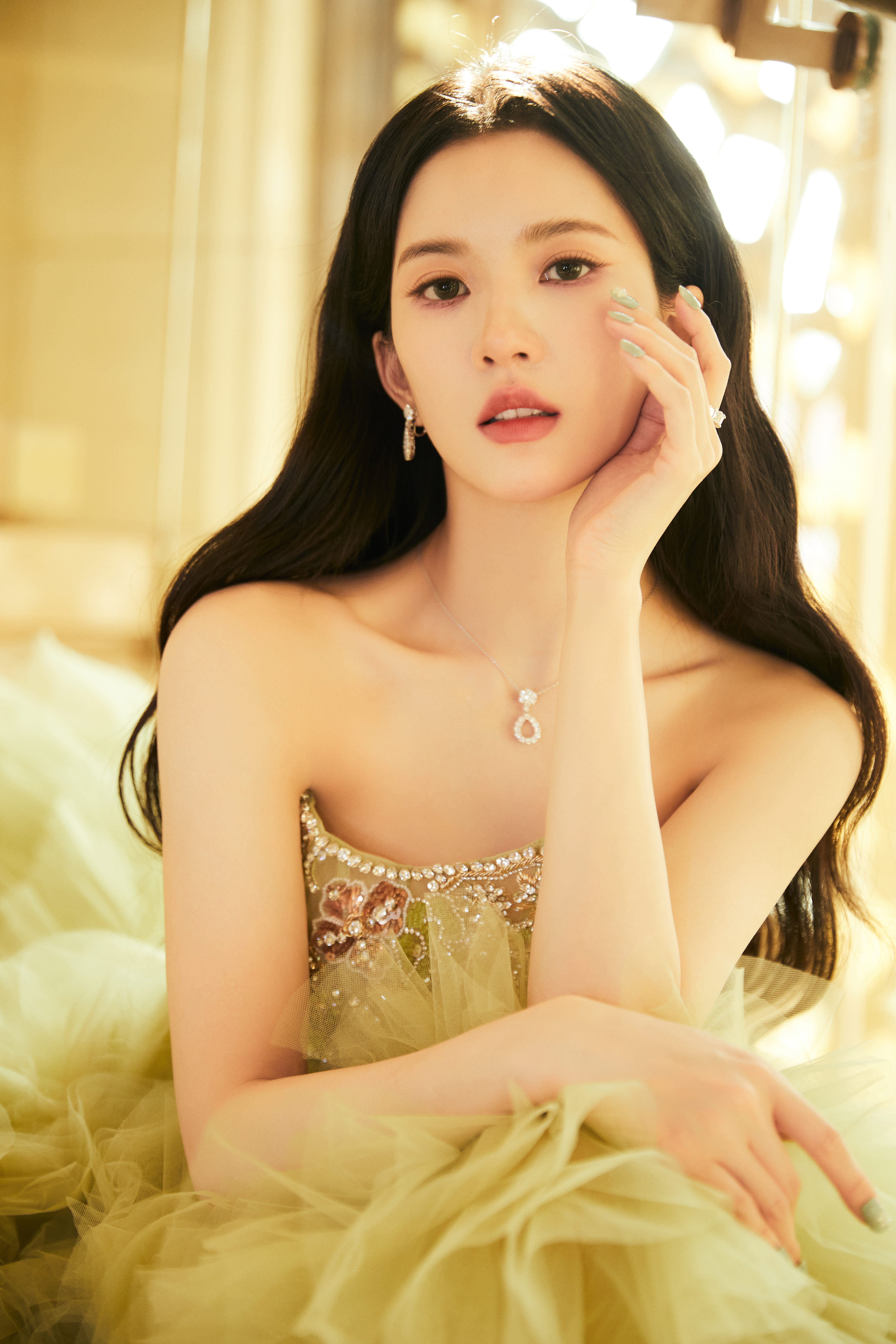 刘些宁  #刘些宁花仙子# ​​​