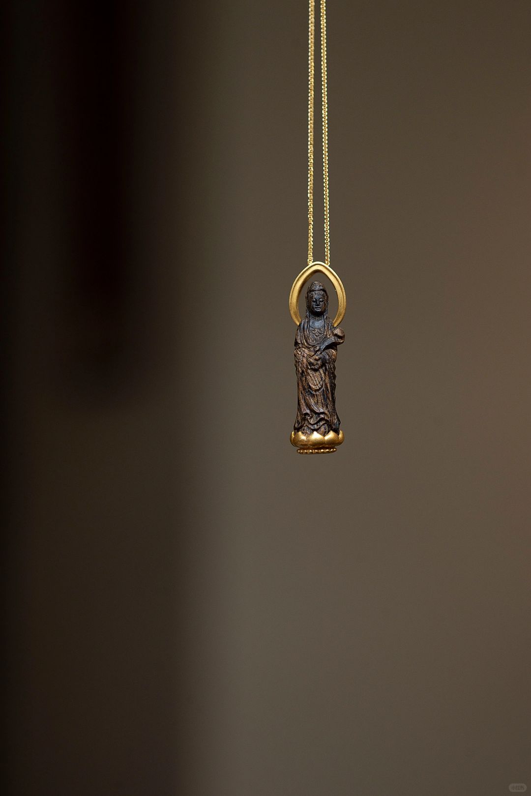 精品沉香观音随身佛，必须入这款沉香护身符