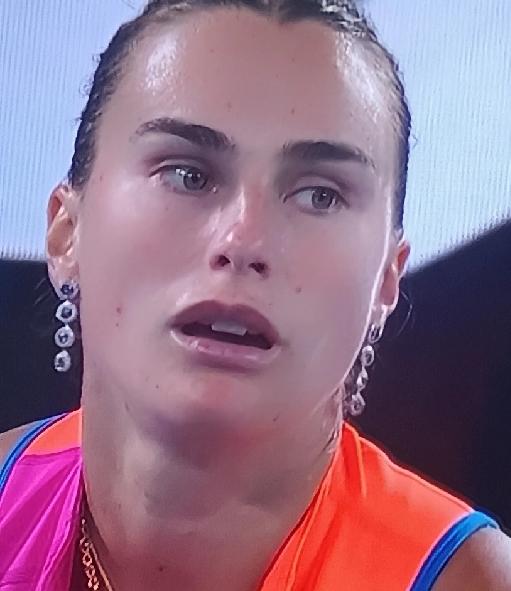 迈阿密站萨巴伦卡2-0击败李吉妮，晋级32强！
       北京时间3月21日