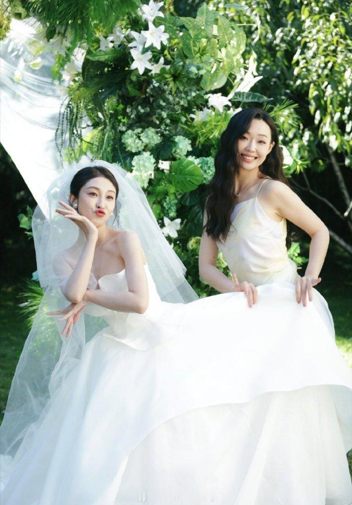 张小婉回应小婉管乐拆伙传闻欣赏张小婉清醒的态度，搭档可以并肩也可以各自奔赴，感情