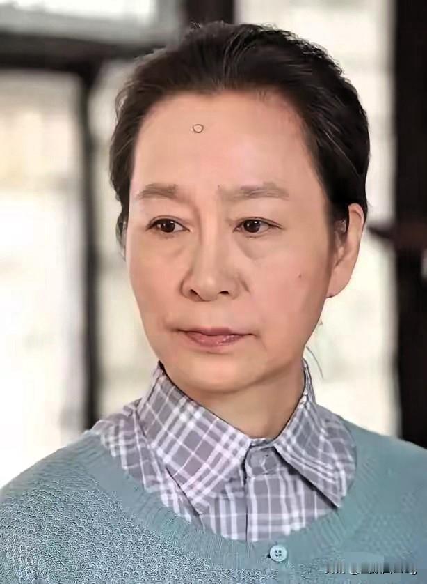 清华教授一句“精致的平庸”，真给我整破防了！这词儿哪是评价，简直是精准戳穿了好多