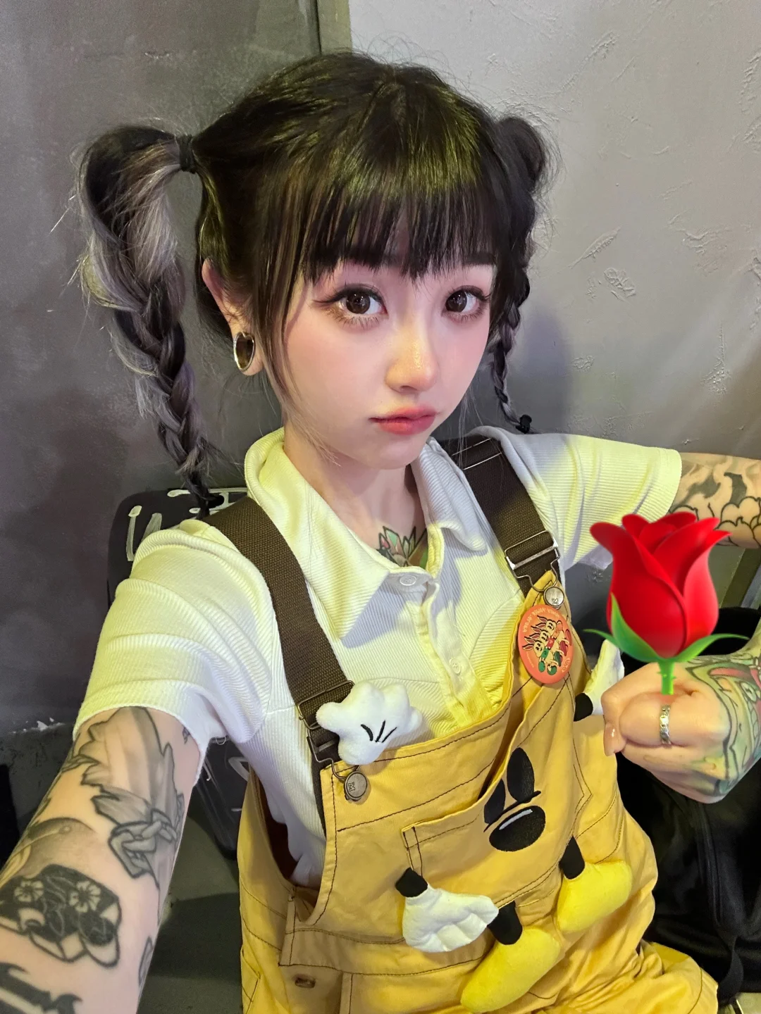 右滑看看👀你的纹身师在这里呀