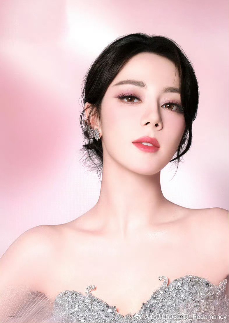 迪丽热巴0603生日快乐 dlrb 今天星期巴 dlrb 迪丽热巴我今天给你炒菜