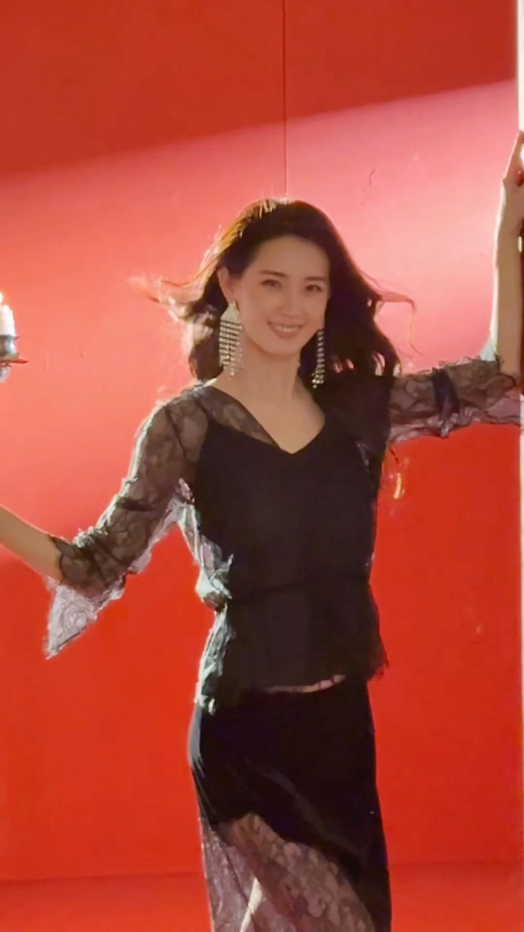 回看这一身真的很姐啊 姐感爆炸了郭宇欣
