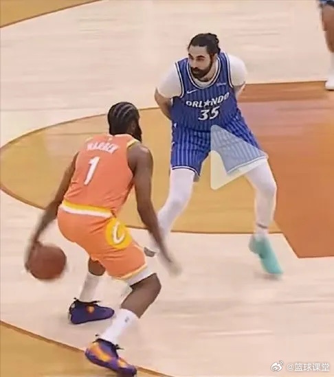 哈登专属：背手防守重现江湖！ 