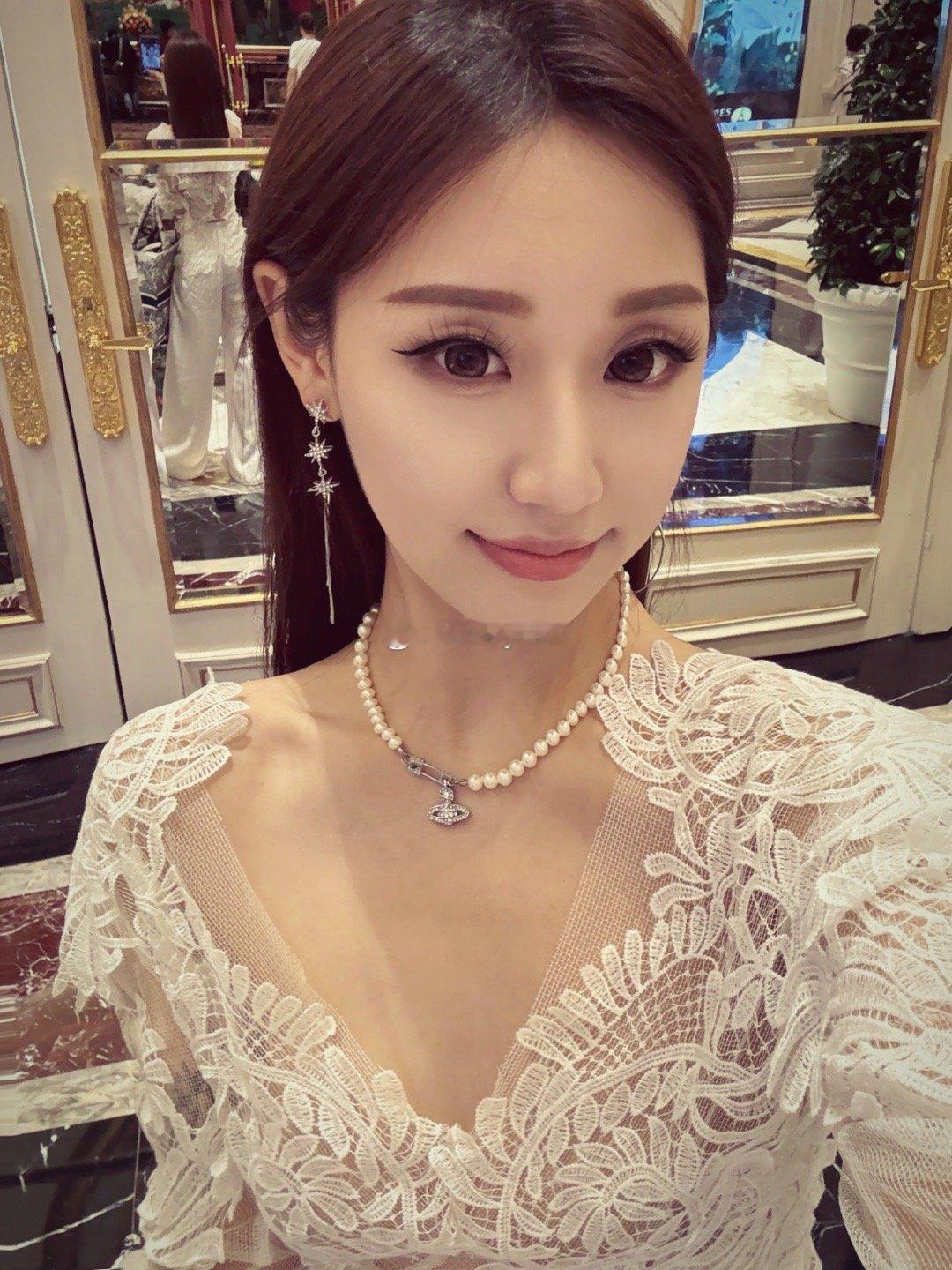 调了个滤镜果然有内味了 ​​​