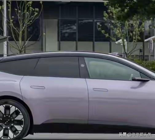 买车是为了方便生活，不是给自己添负担。保养不贵、维修方便、油耗亲民，安安稳稳开几