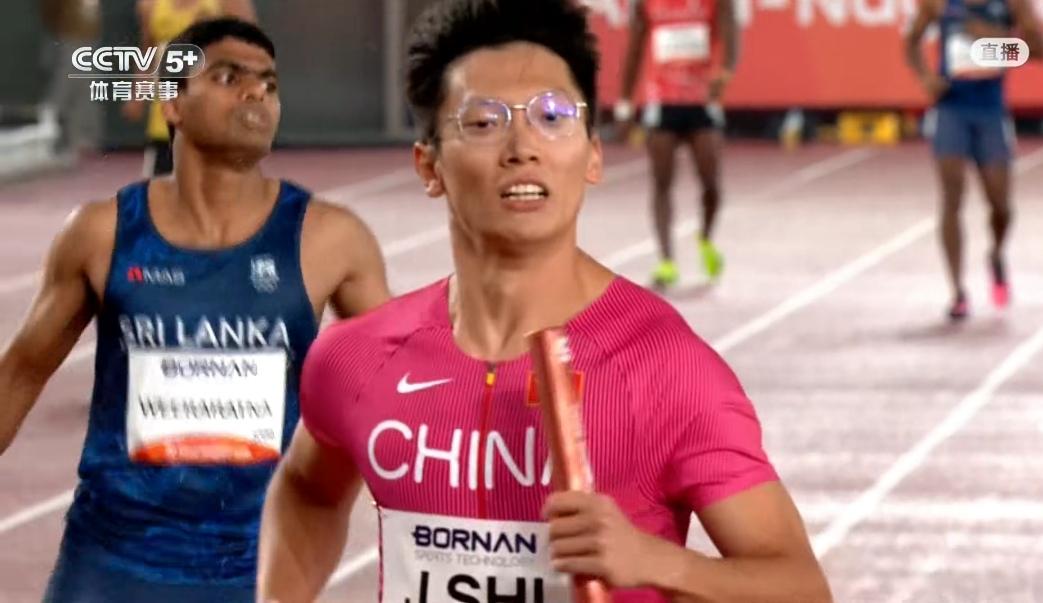 亚运会：🇨🇳中国队强势晋级田径男/女子4x100米接力决赛！
今天是亚运会田
