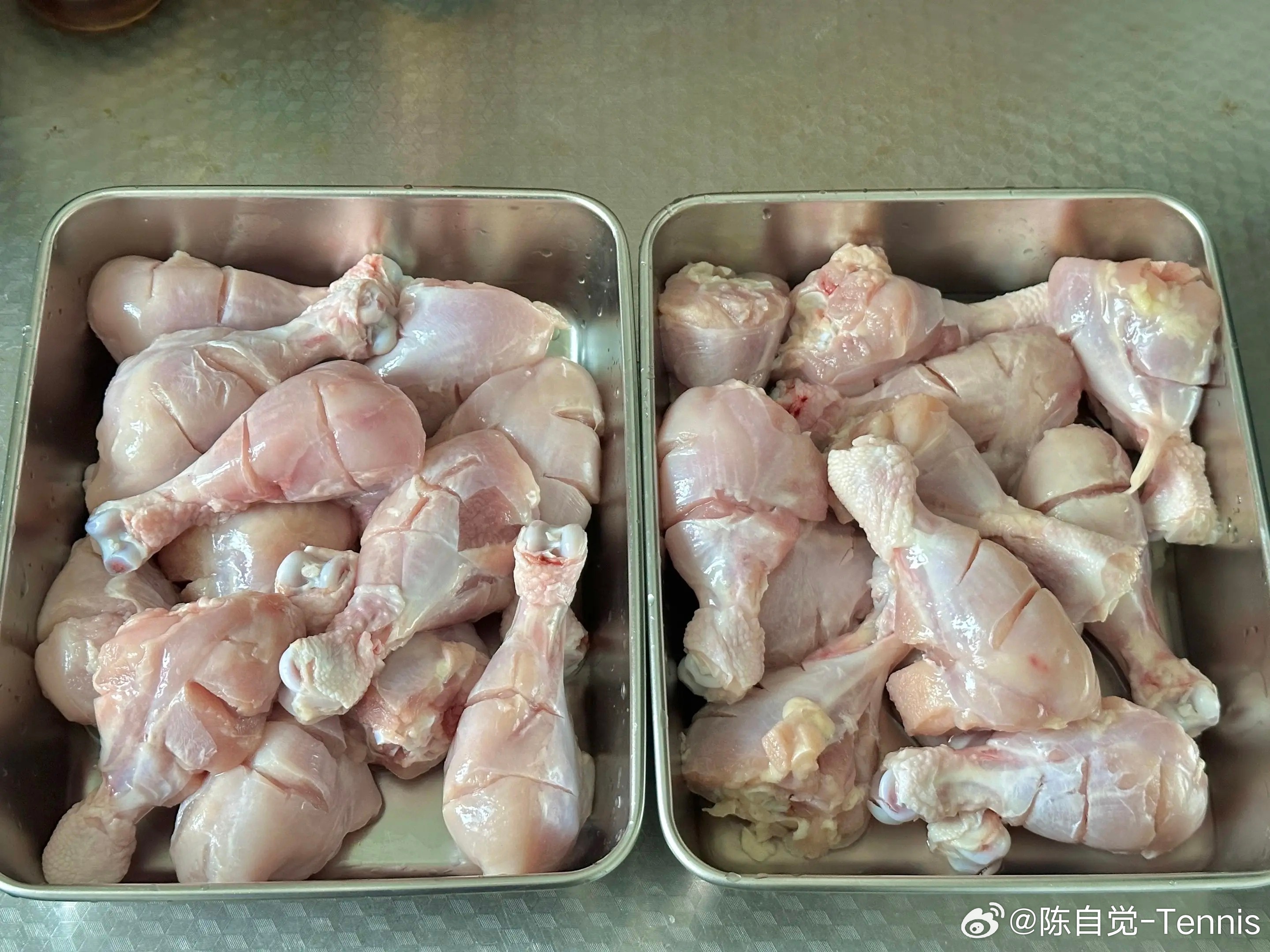 我“胜似亲姐”的前半生我二舅家的表姐，比我大八岁。她这辈子，是我见过最命苦、也最