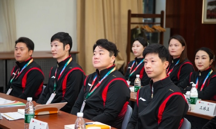 马龙亮相北体大：走下赛场我们就是小白，各方面差距很大