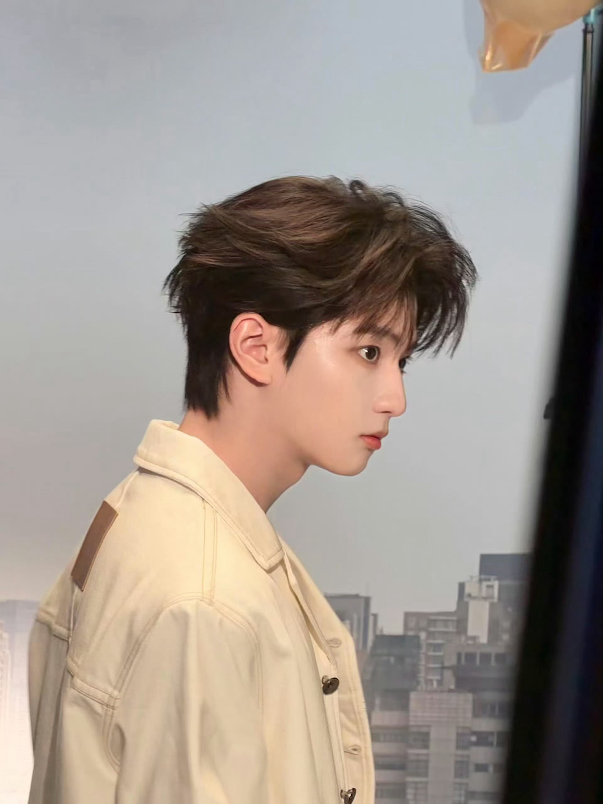 穆祉丞拍摄花絮live图来了，帅帅嘟穆祉丞出门记得涂好防晒哦 穆祉丞拍摄花絮li