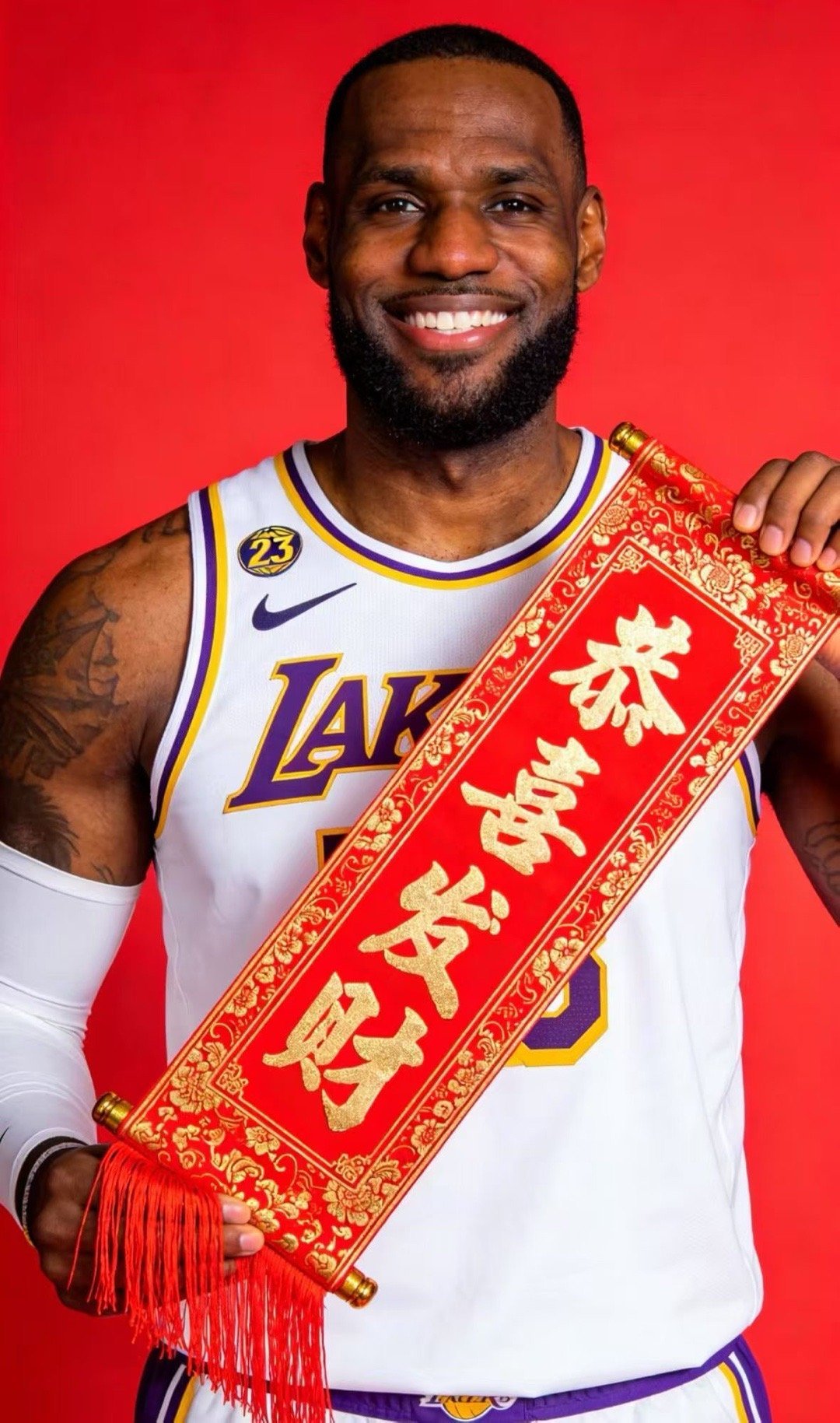 转发这个詹姆斯，新的一年财源广进！！！ 