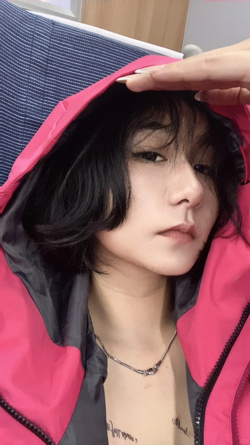去爬山