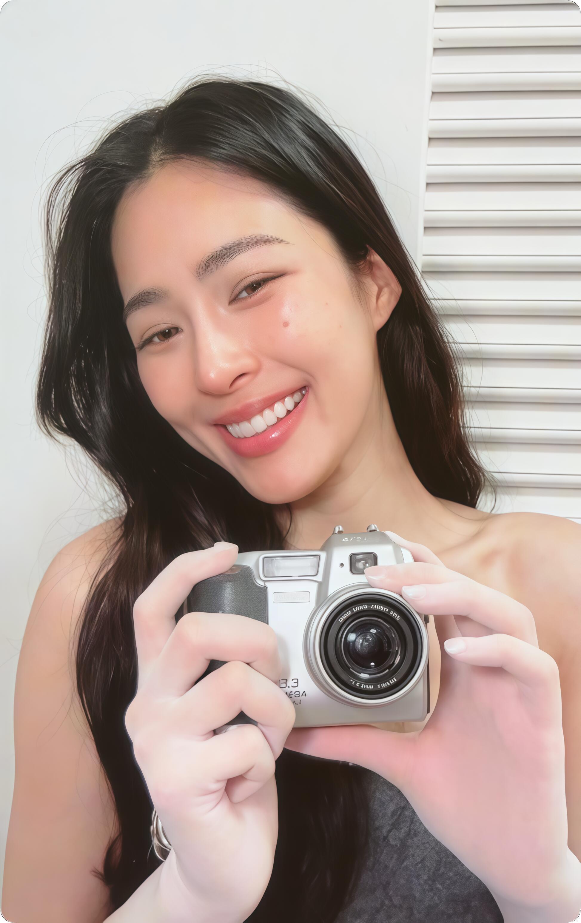 芝士娱乐 邝玲玲的小卡还是太权威了‼️美🉐好有生命力和活人感啊 linglin