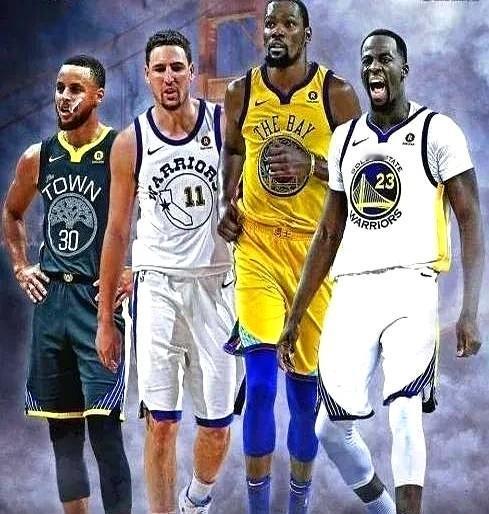 2016年NBA工资帽暴涨34%，直接催生了那支无法复制的“宇宙勇士”。

当年